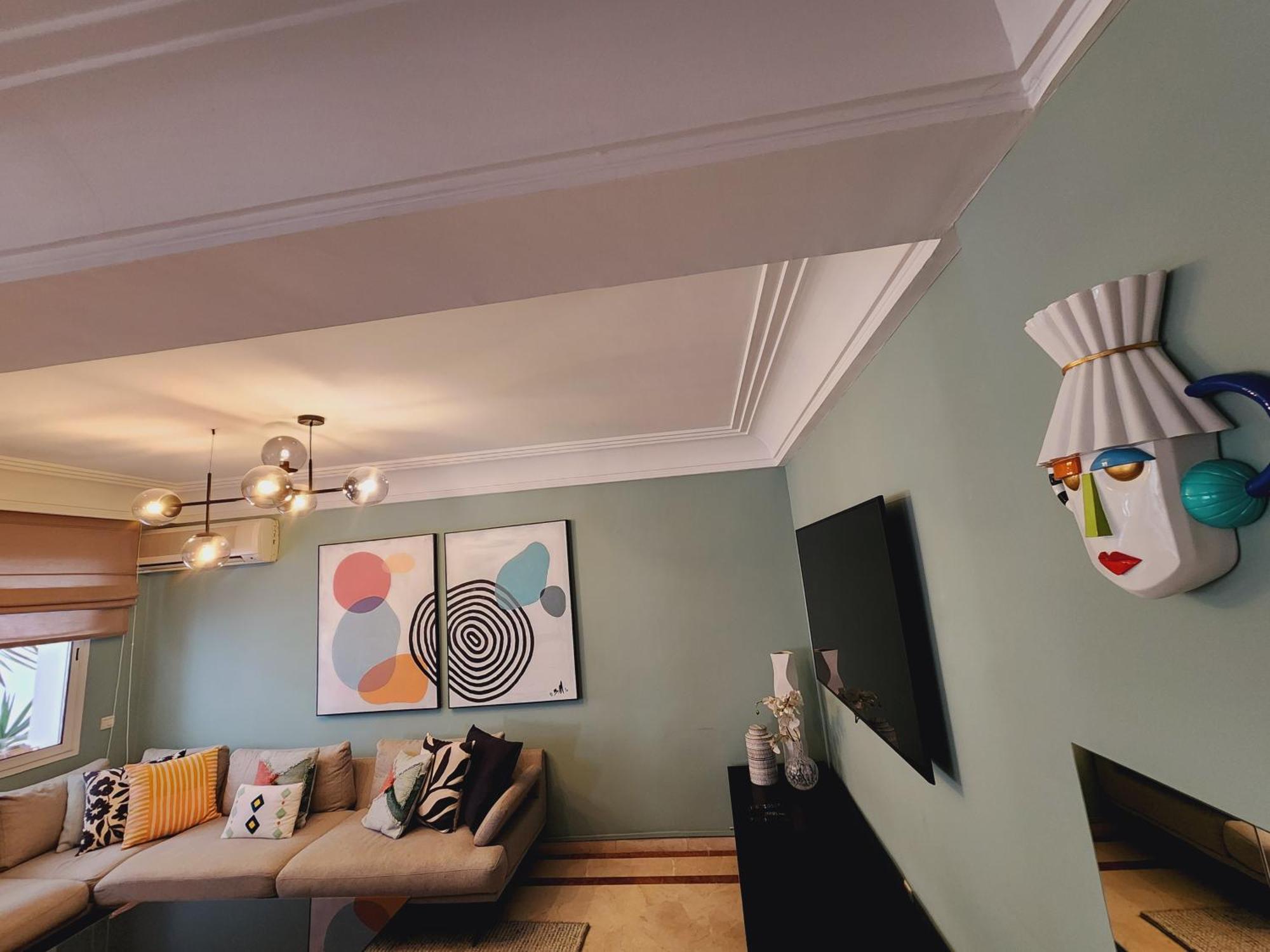 Number Nine Triangle D'or By Ib Signature - Chic 3-bedroom Family In Sought-after Area, 24 X7 Security - Self Check-in - Parking - View With Terrace - Walk To Cafes! Centre * Casablanca