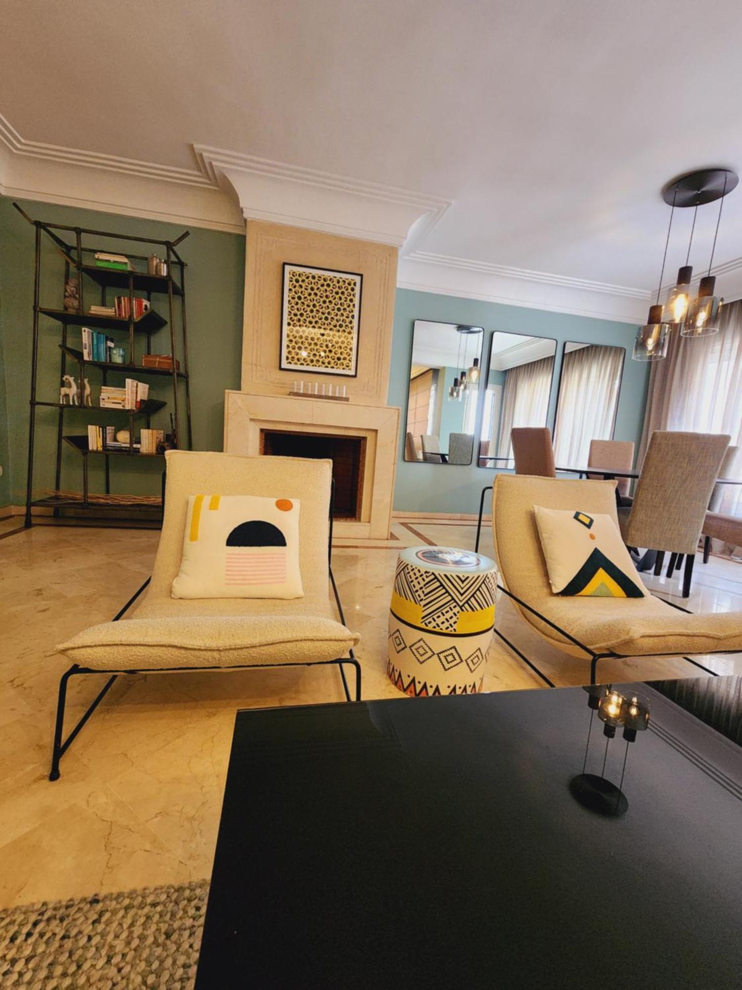 Number Nine Triangle D'or By Ib Signature - Chic 3-bedroom Family In Sought-after Area, 24 X7 Security - Self Check-in - Parking - View With Terrace - Walk To Cafes! Centre * Casablanca