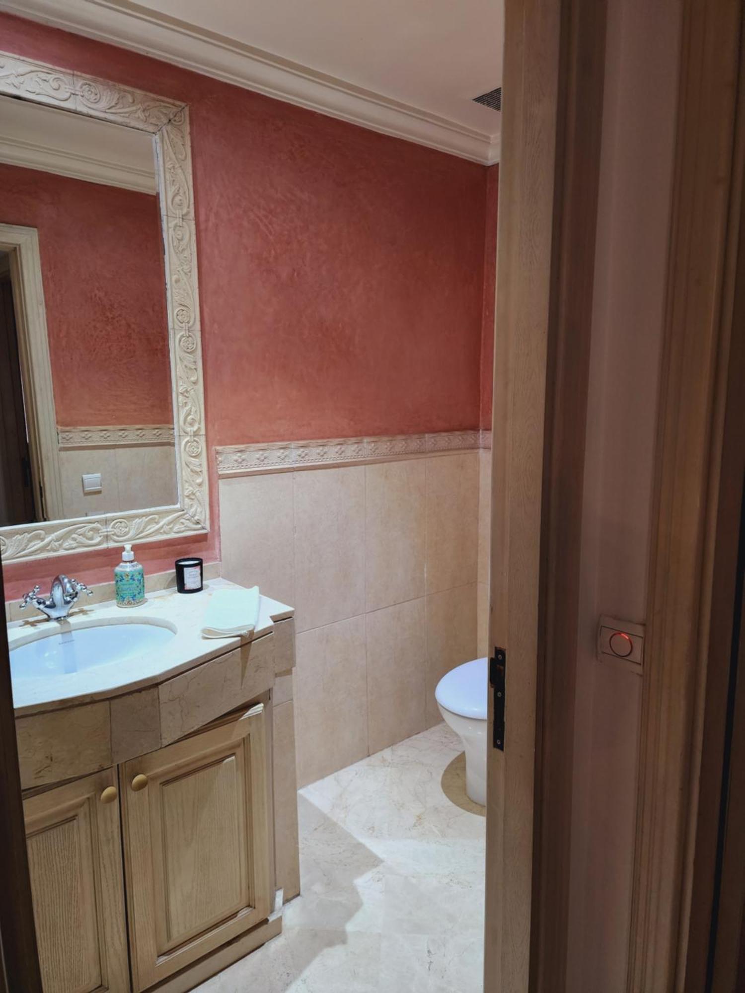 Apartment Number Nine Triangle D'or By Ib Signature - Chic 3-bedroom Family In Sought-after Area, 24 X7 Security - Self Check-in - Parking - View With Terrace - Walk To Cafes! Centre Casablanca